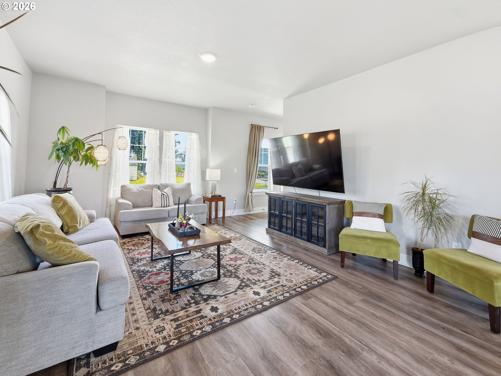 1310 ELM ST