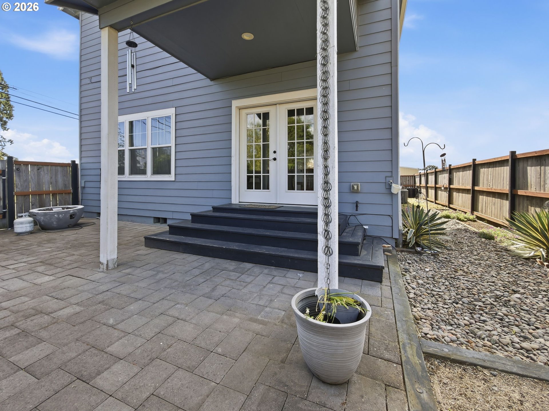 1310 ELM ST