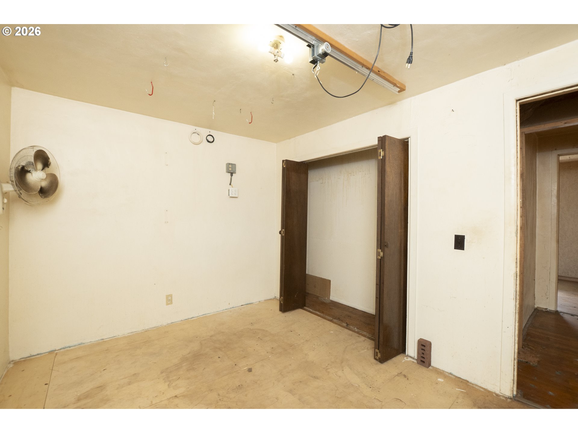 1645 MISSISSIPPI AVE