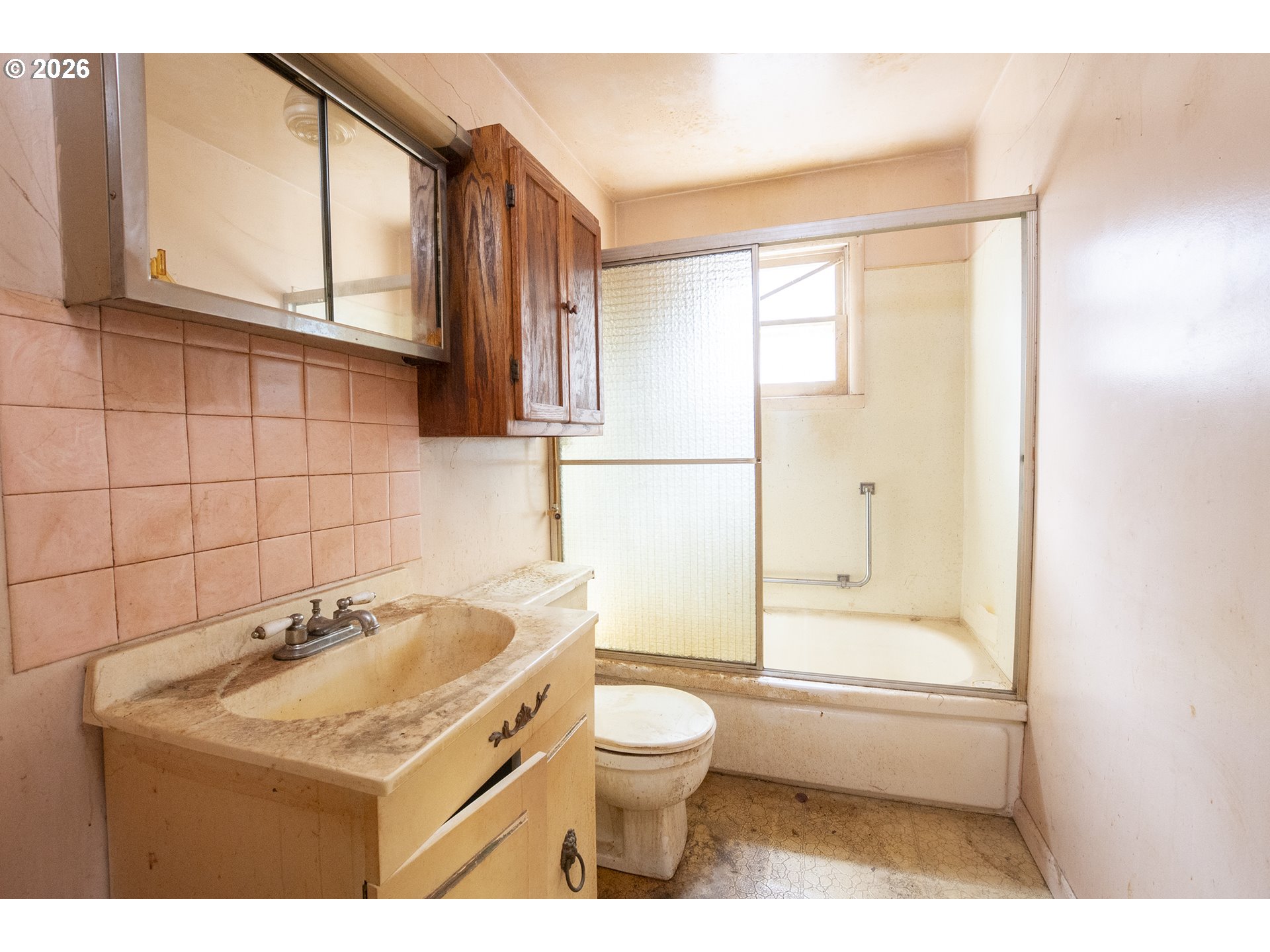 1645 MISSISSIPPI AVE