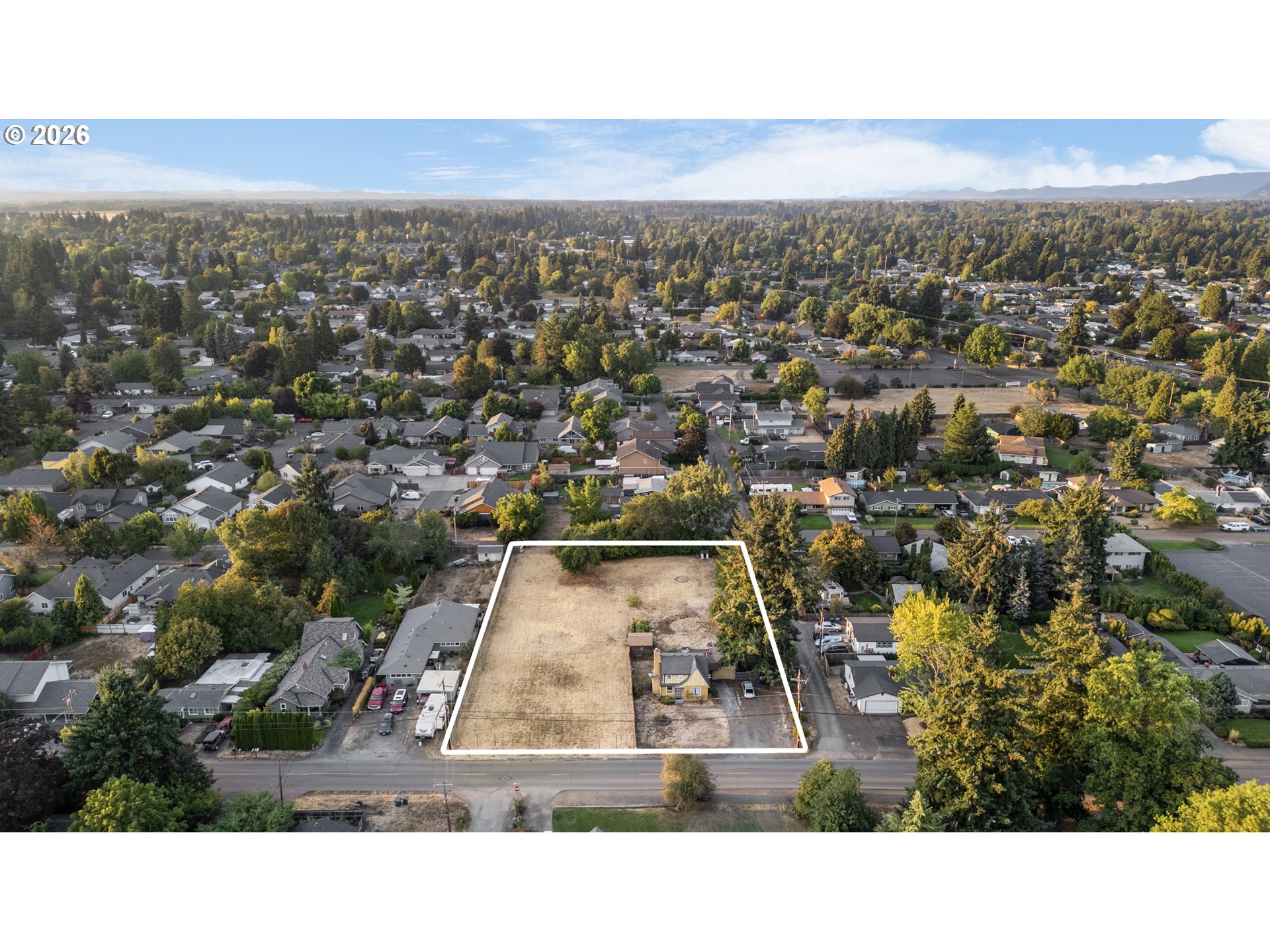 185 FERNDALE DR