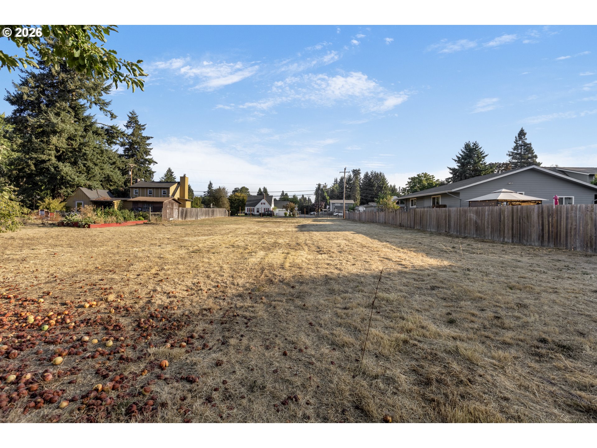 185 FERNDALE DR