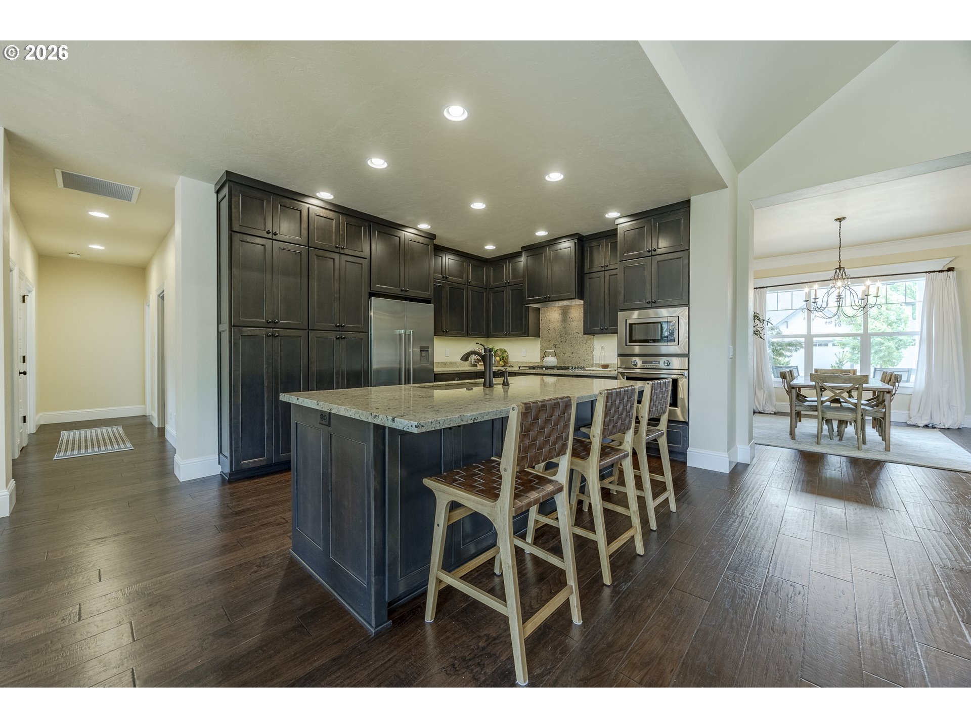 2243 LATHEN WAY