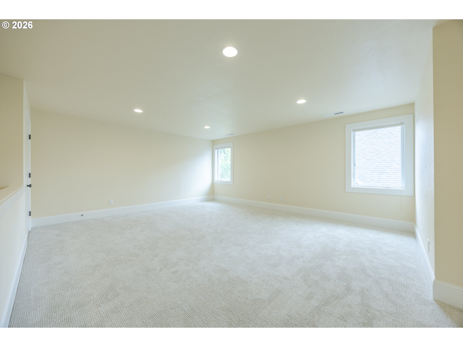 2243 LATHEN WAY
