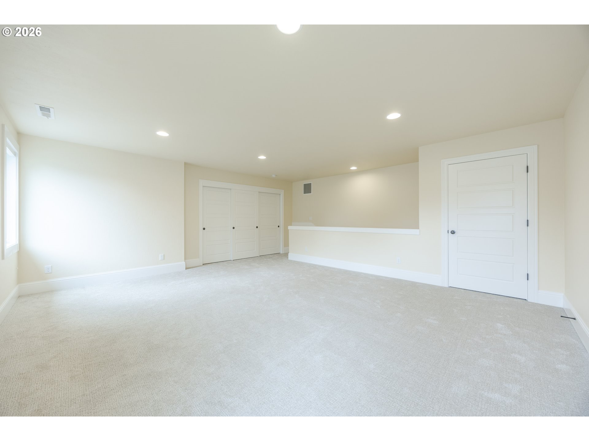 2243 LATHEN WAY