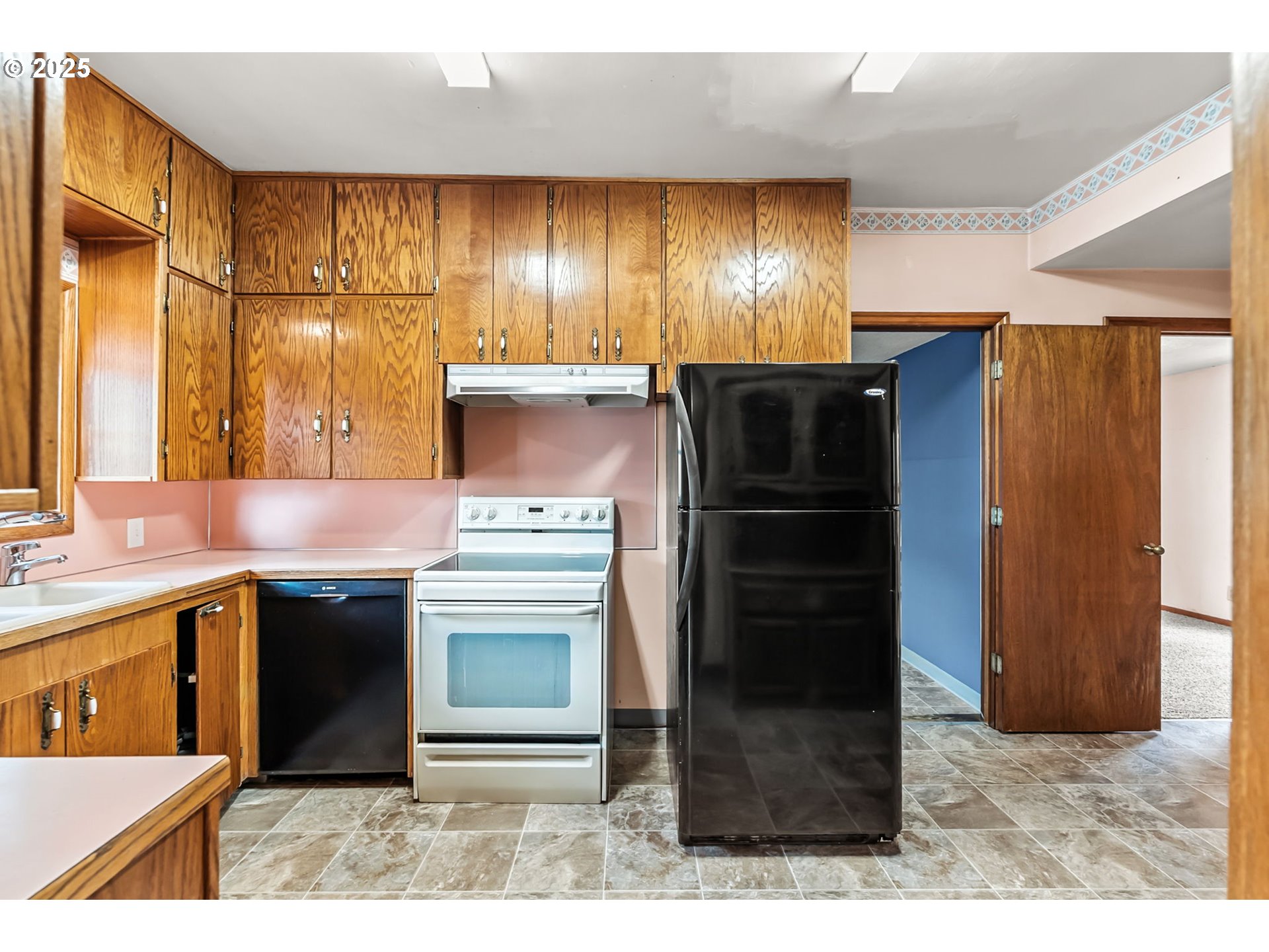 94 GRAND ST