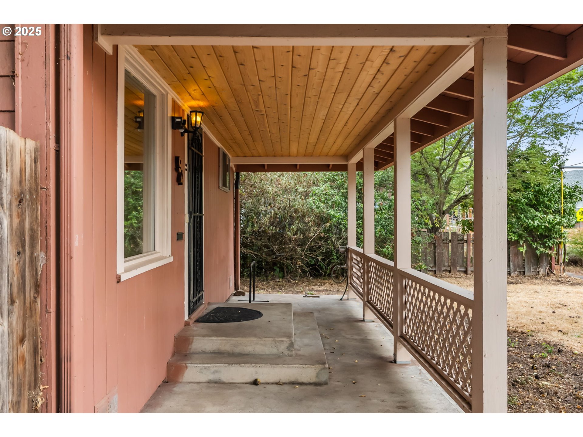 94 GRAND ST