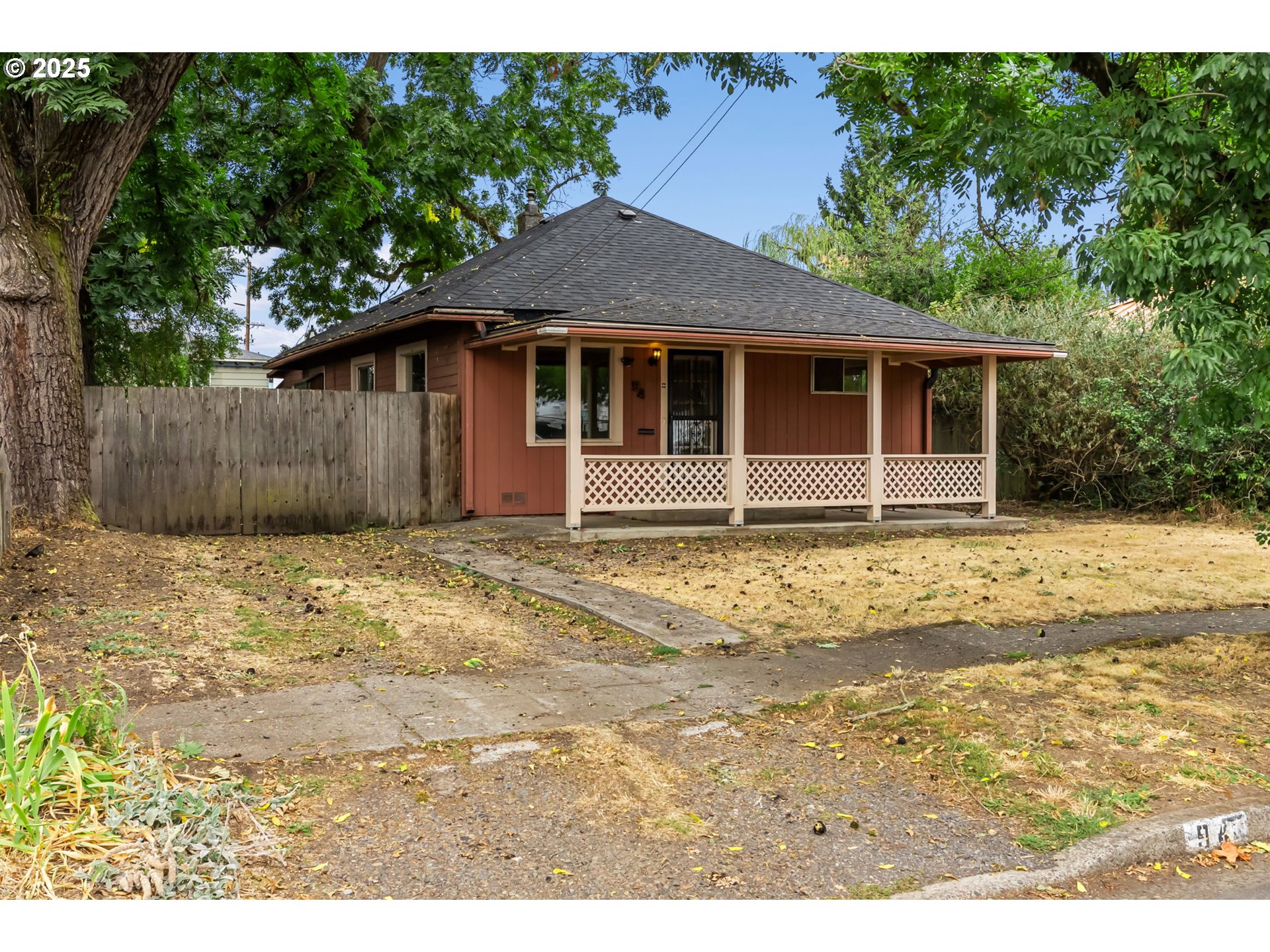 94 GRAND ST