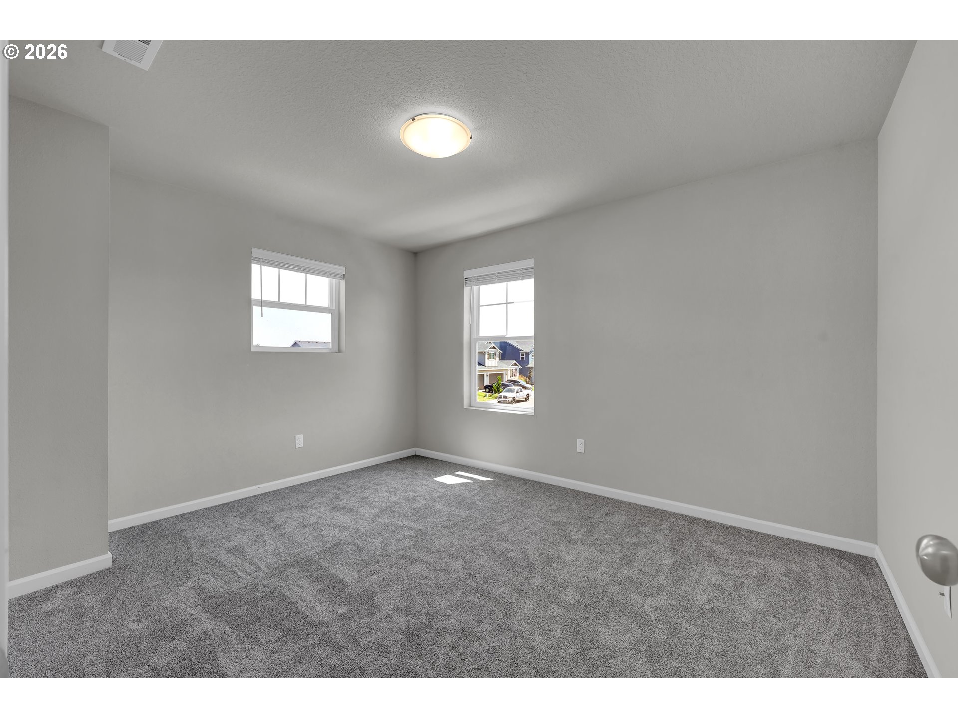 1456 FARMINGTON DR