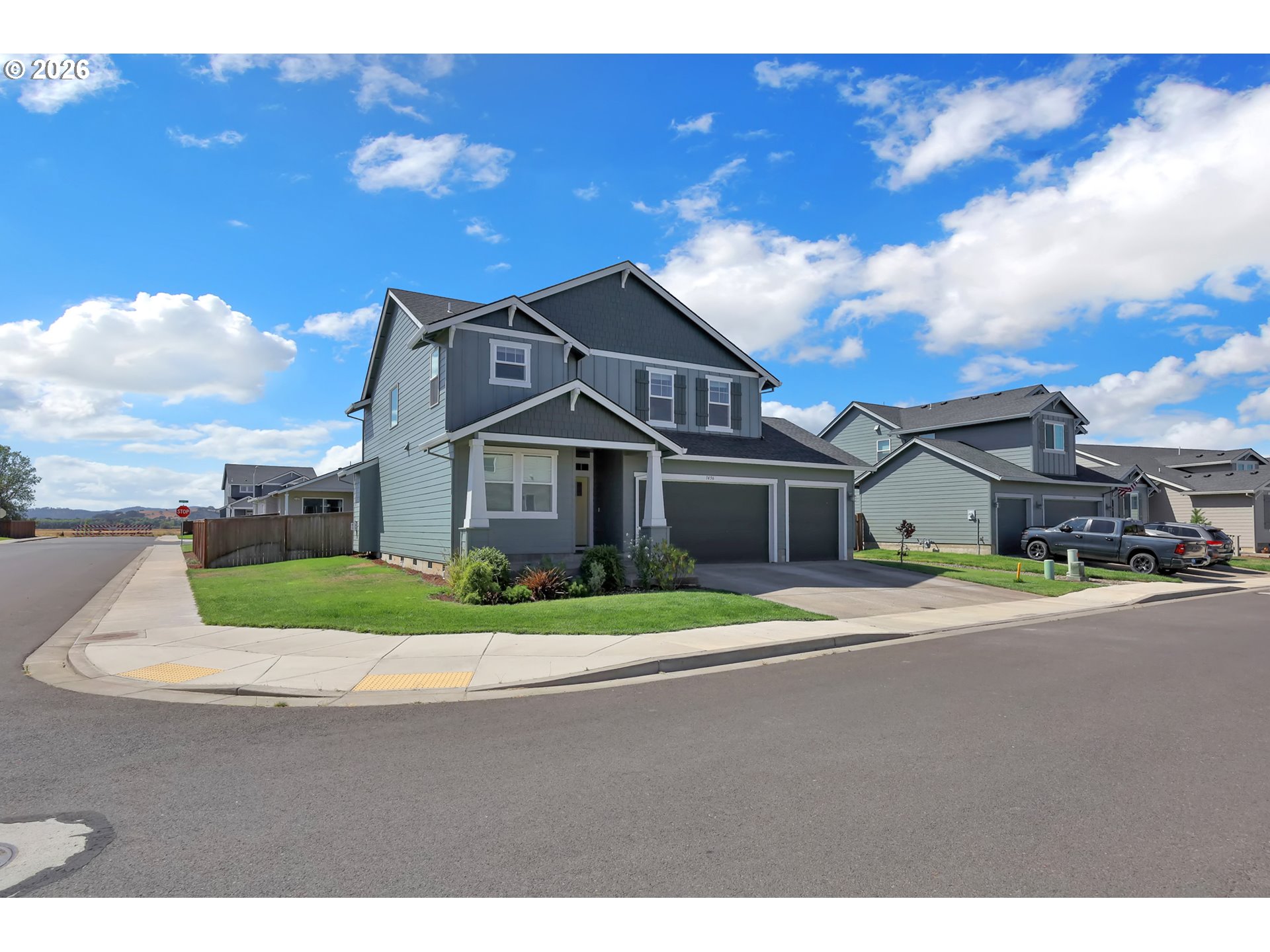 1456 FARMINGTON DR