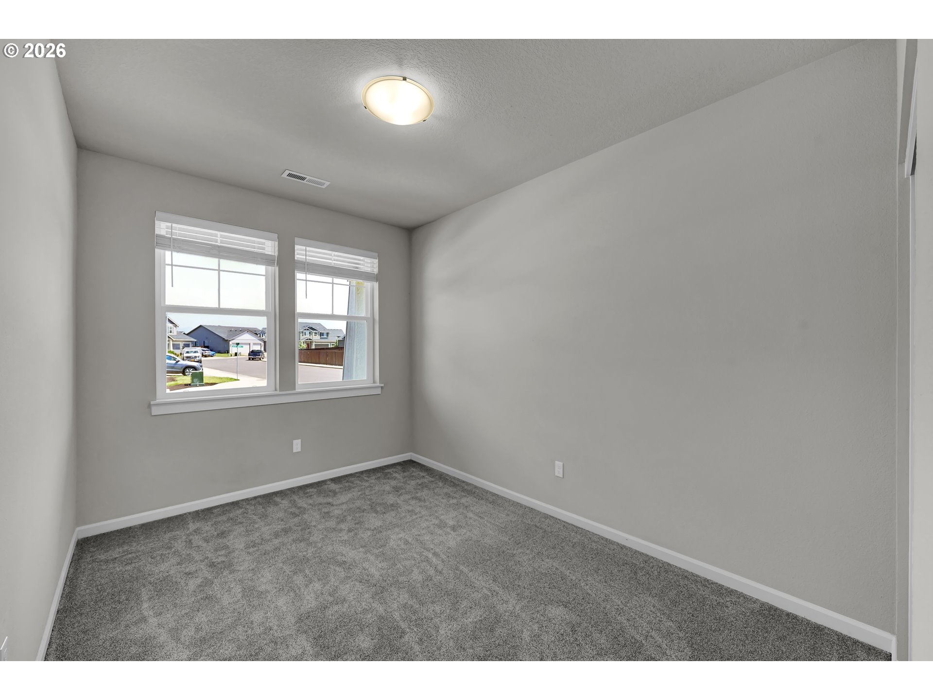 1456 FARMINGTON DR