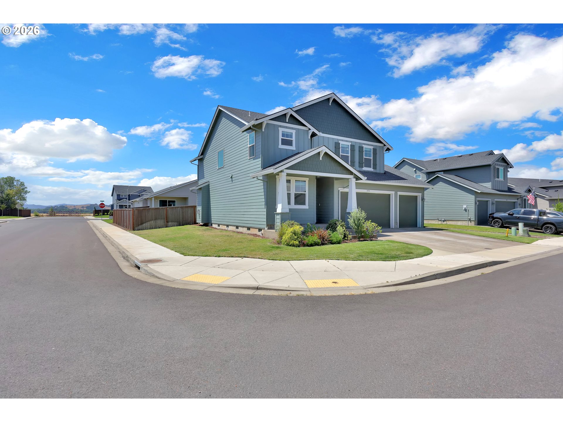 1456 FARMINGTON DR