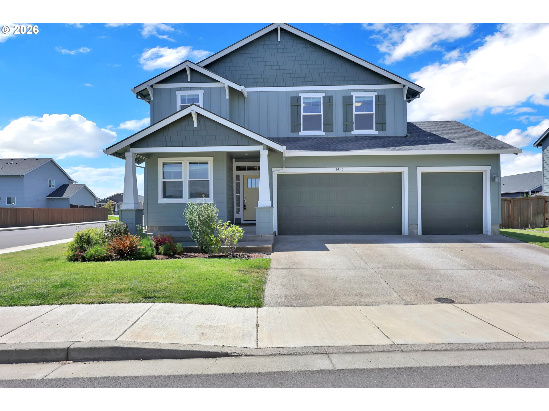 1456 FARMINGTON DR