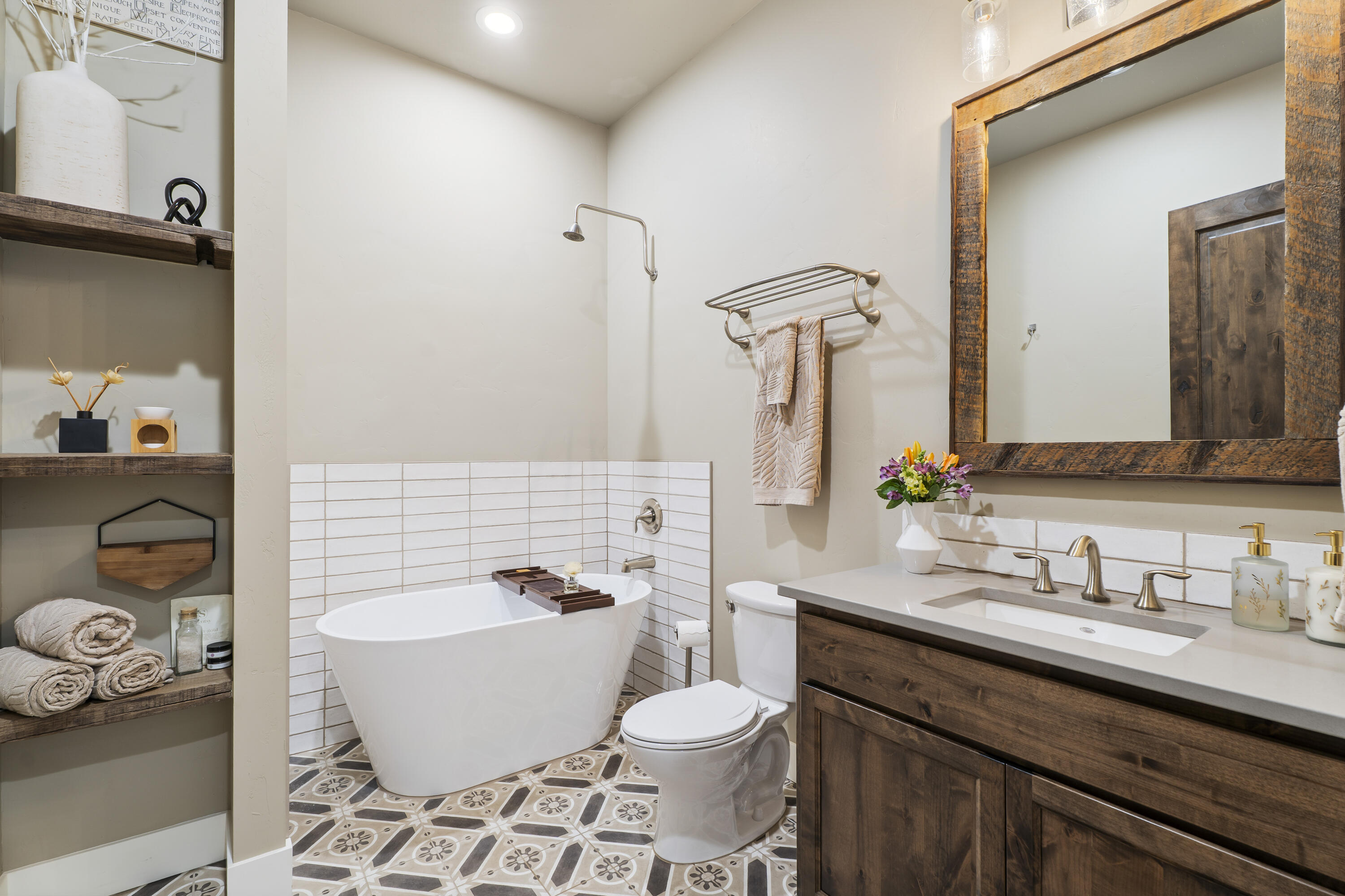 15150 S W Two Saddle Court