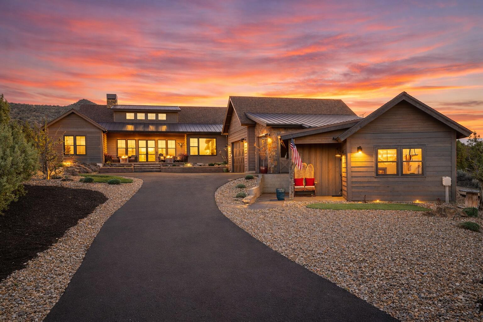 15150 S W Two Saddle Court