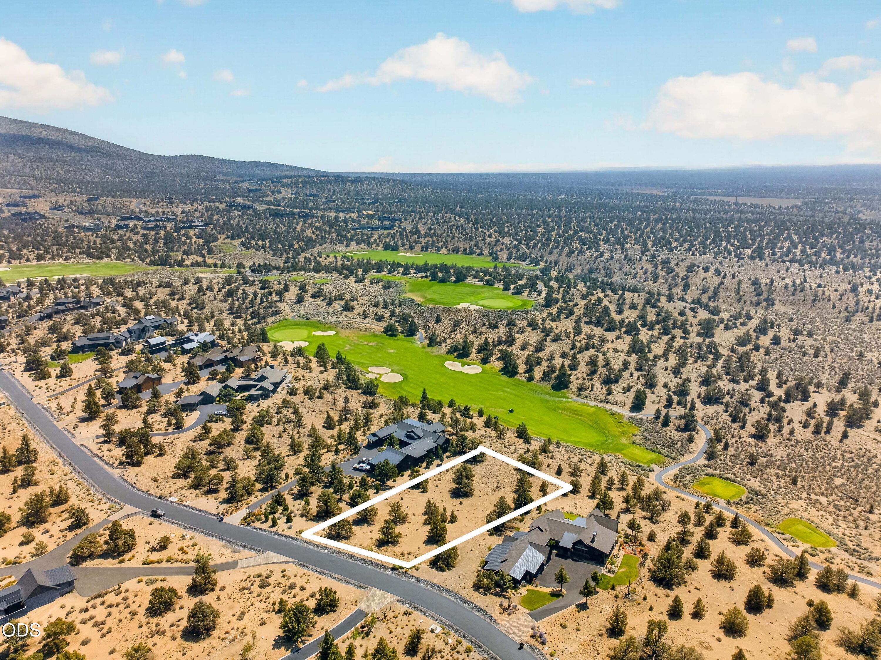 SW Starview Drive SW, 673