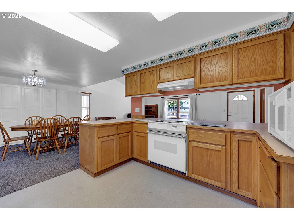 1931 BONNIE LN