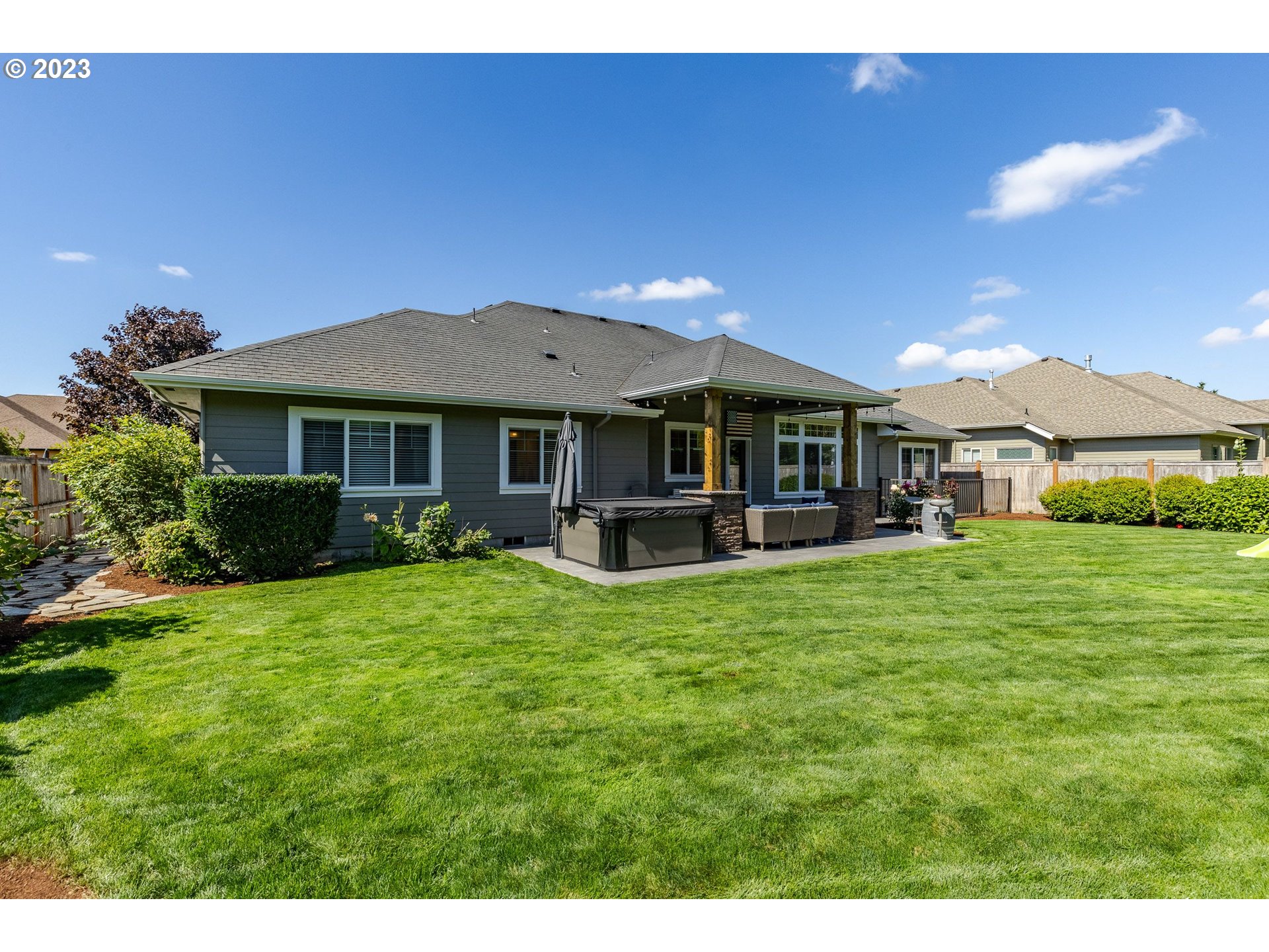 2677 VALLEY FORGE DR