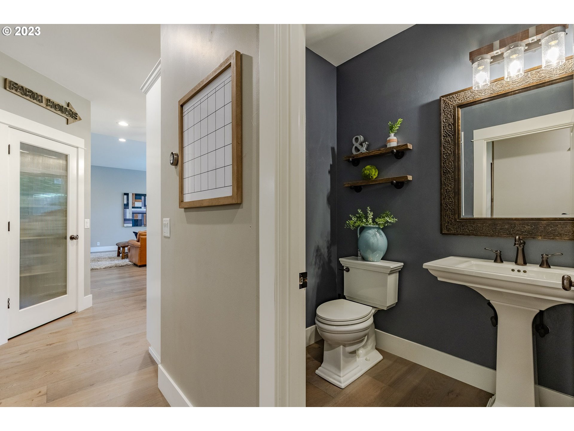 2677 VALLEY FORGE DR