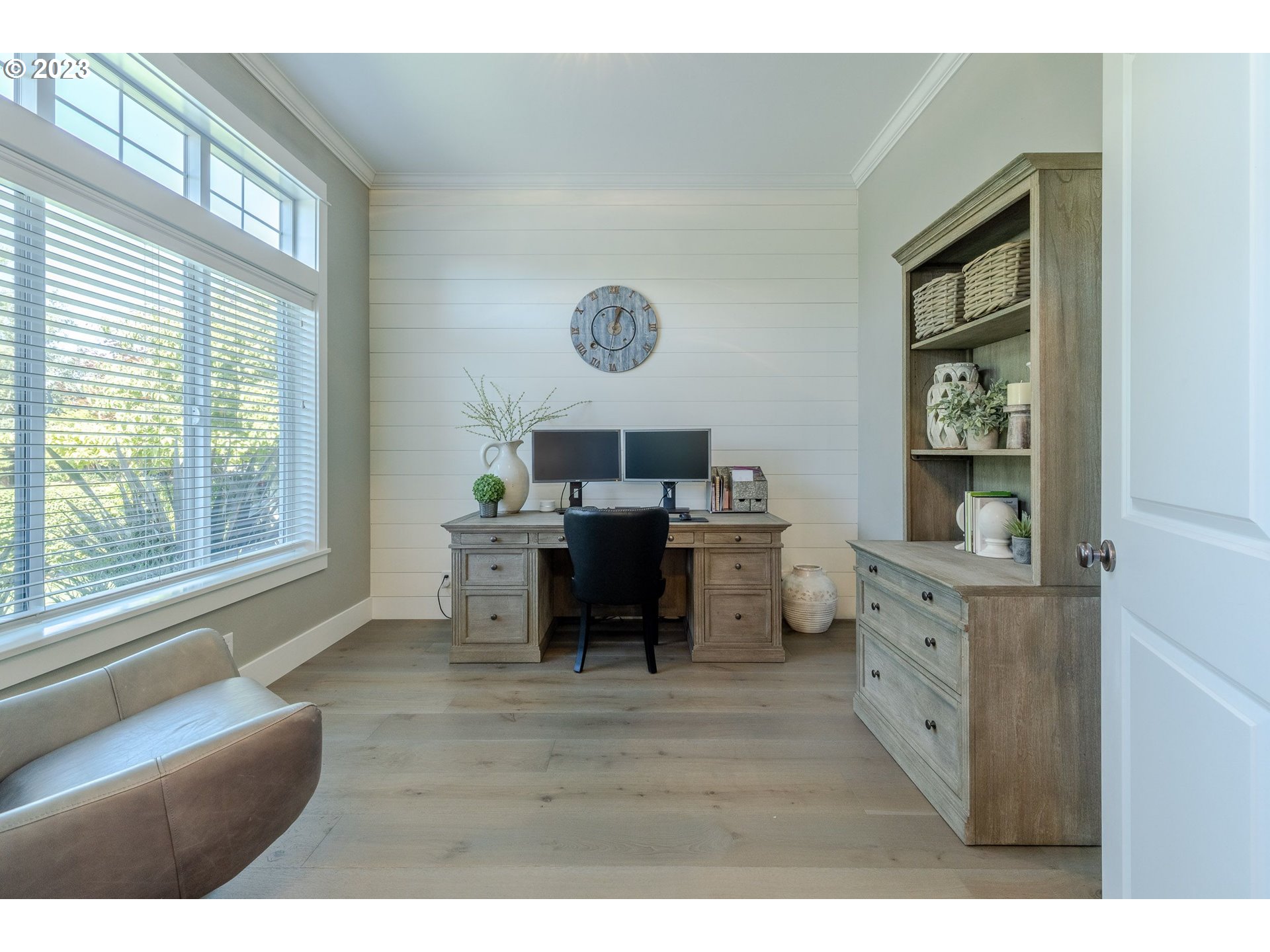 2677 VALLEY FORGE DR