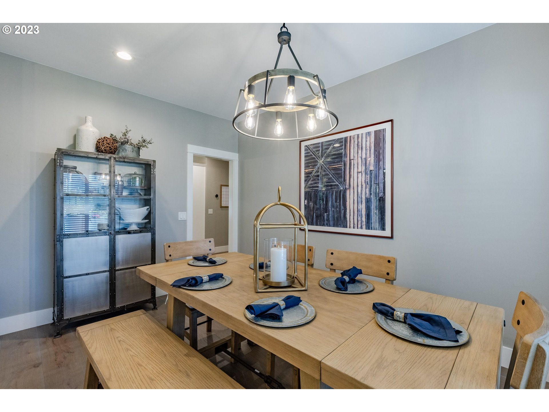 2677 VALLEY FORGE DR