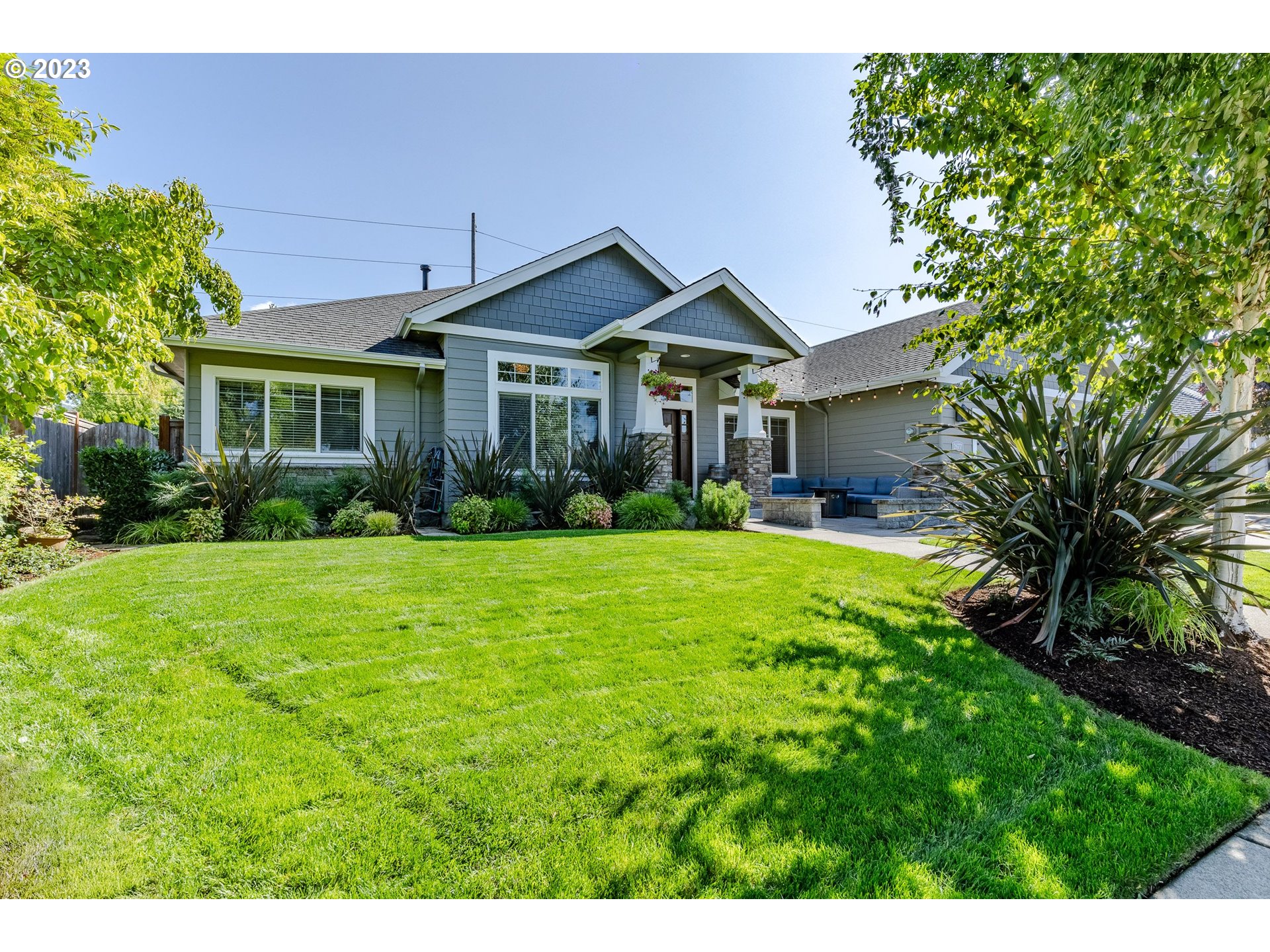 2677 VALLEY FORGE DR