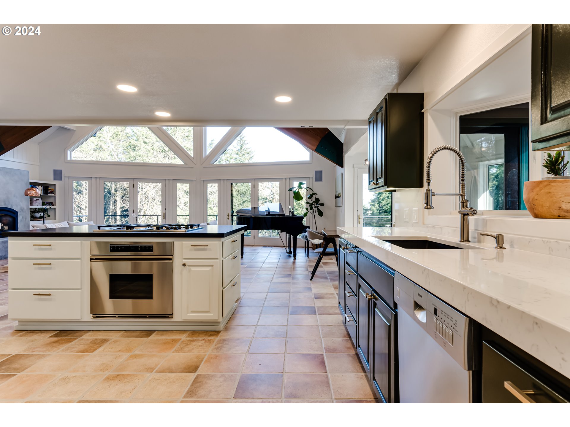 32832 KESTREL LN