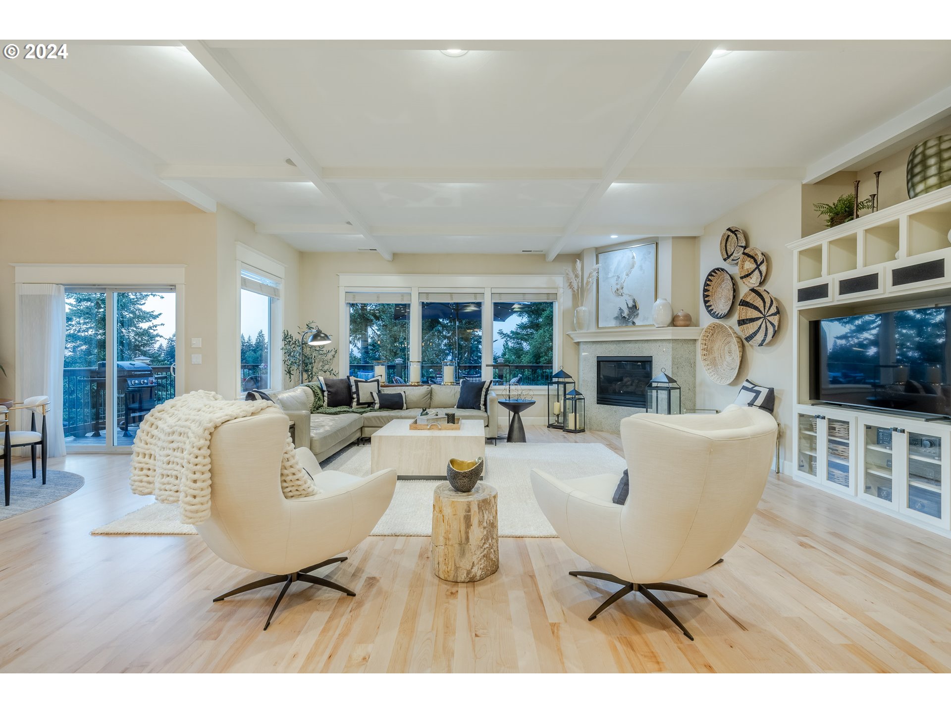 3379 MURRY DR
