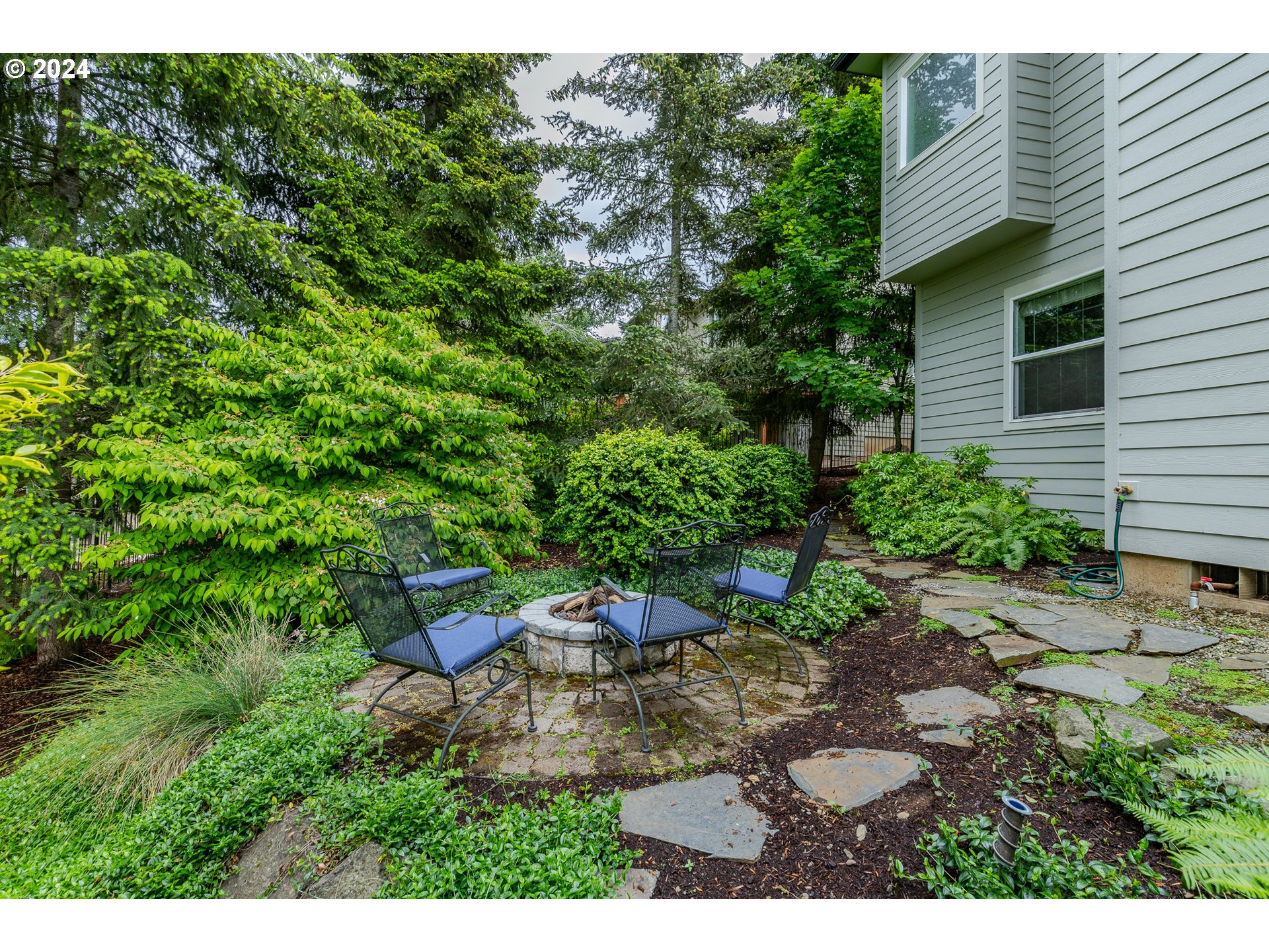3379 MURRY DR