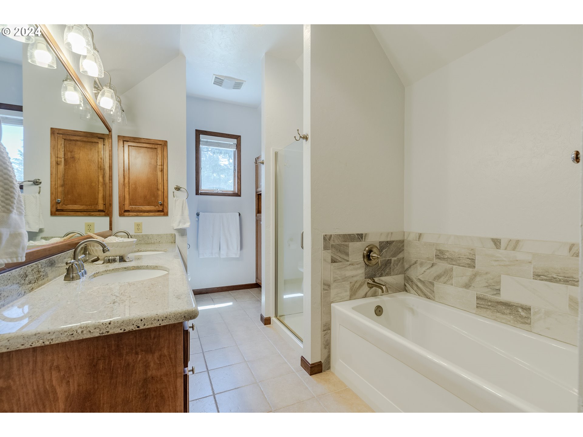 59 CONSTANTINE PL