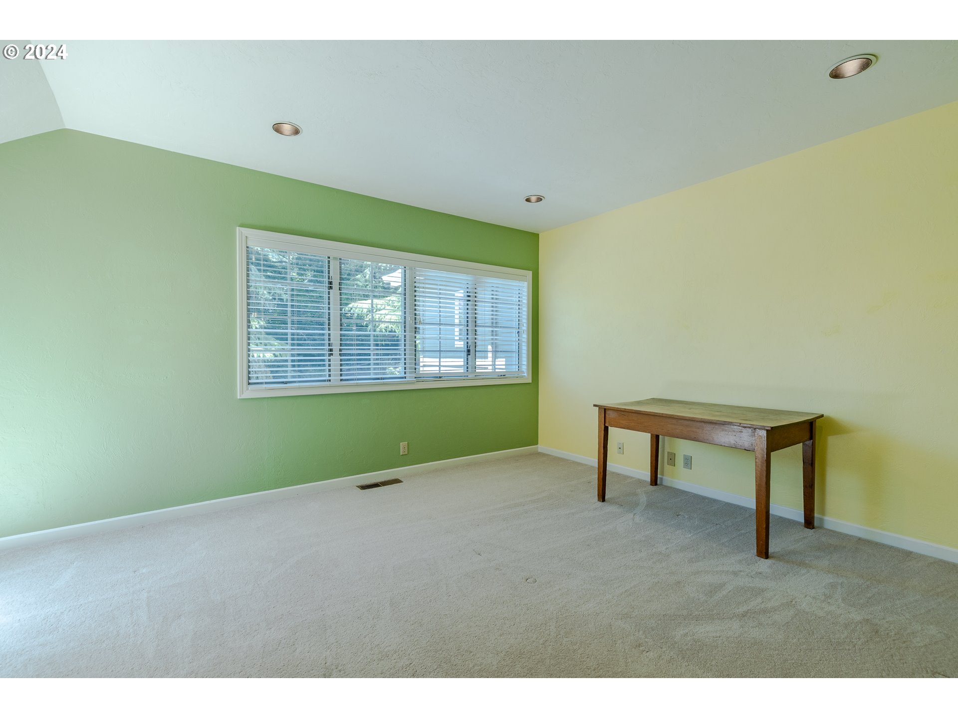 59 CONSTANTINE PL
