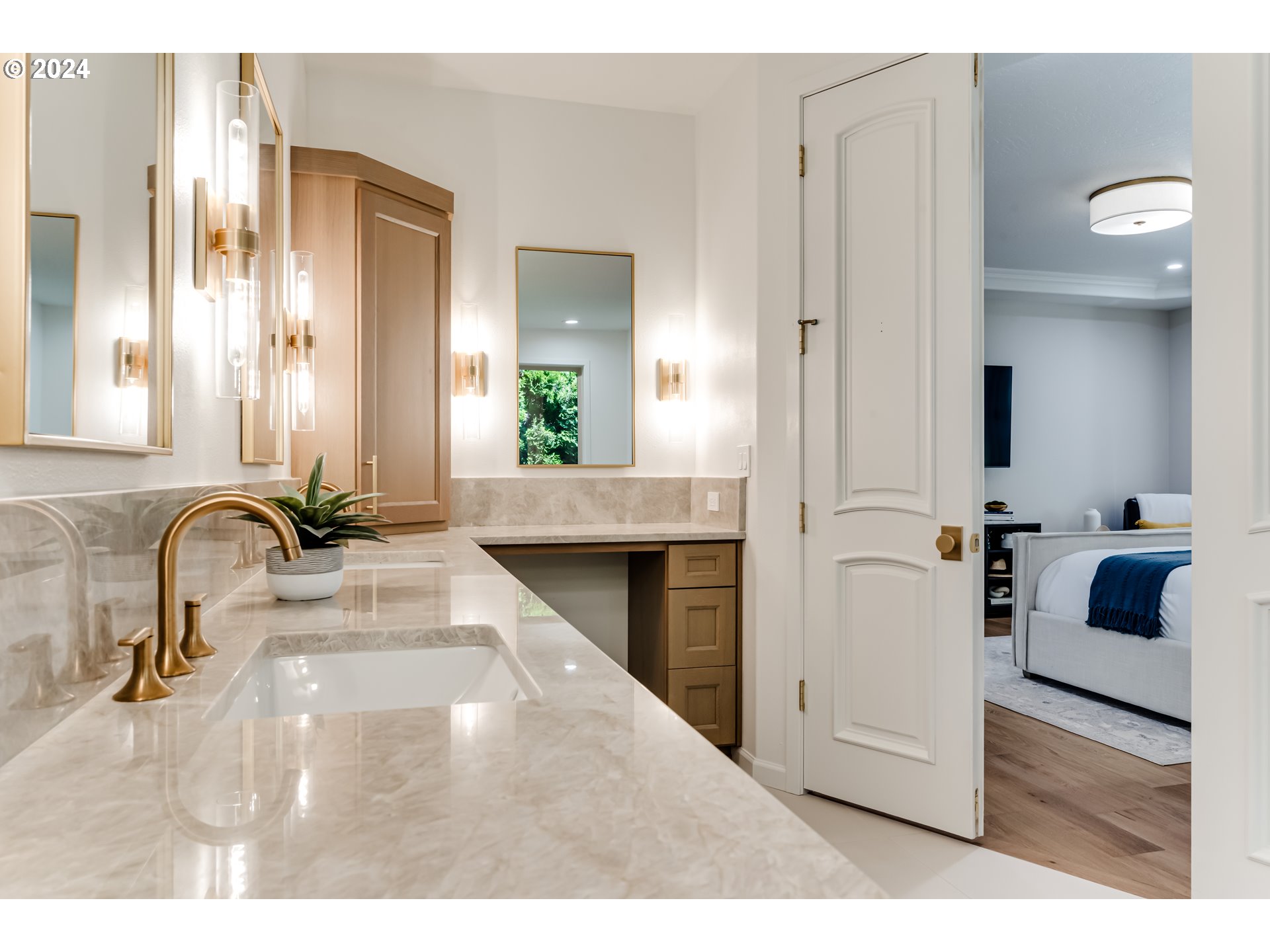 2928 DARRIEN