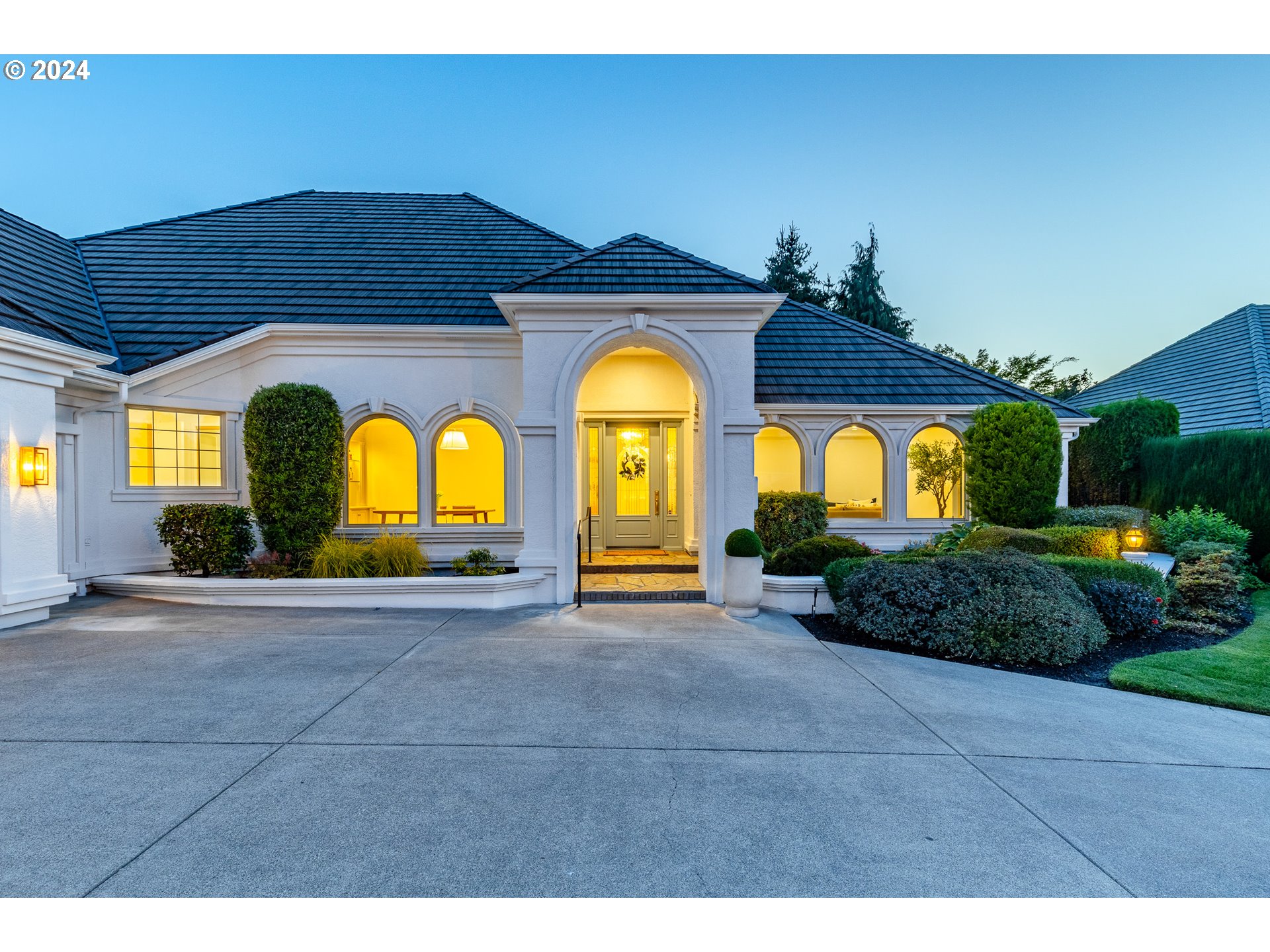2928 DARRIEN