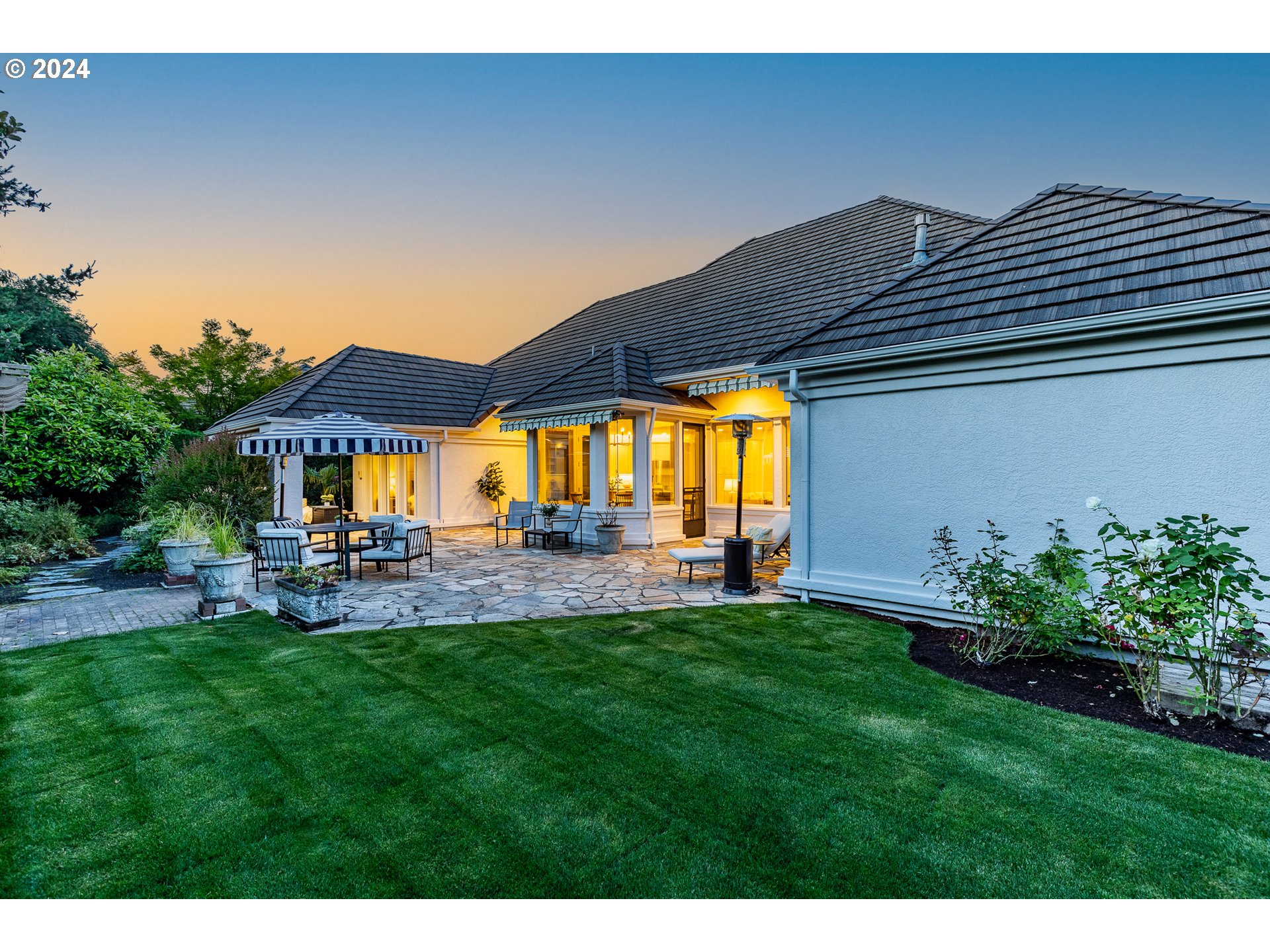 2928 DARRIEN