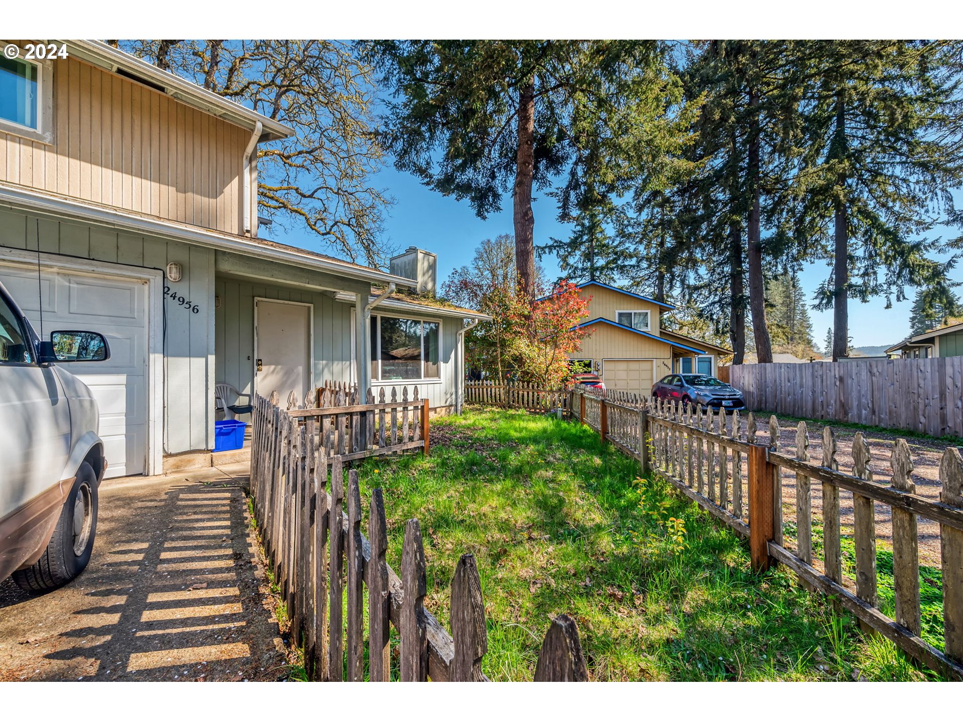 24956 OREGON CIR