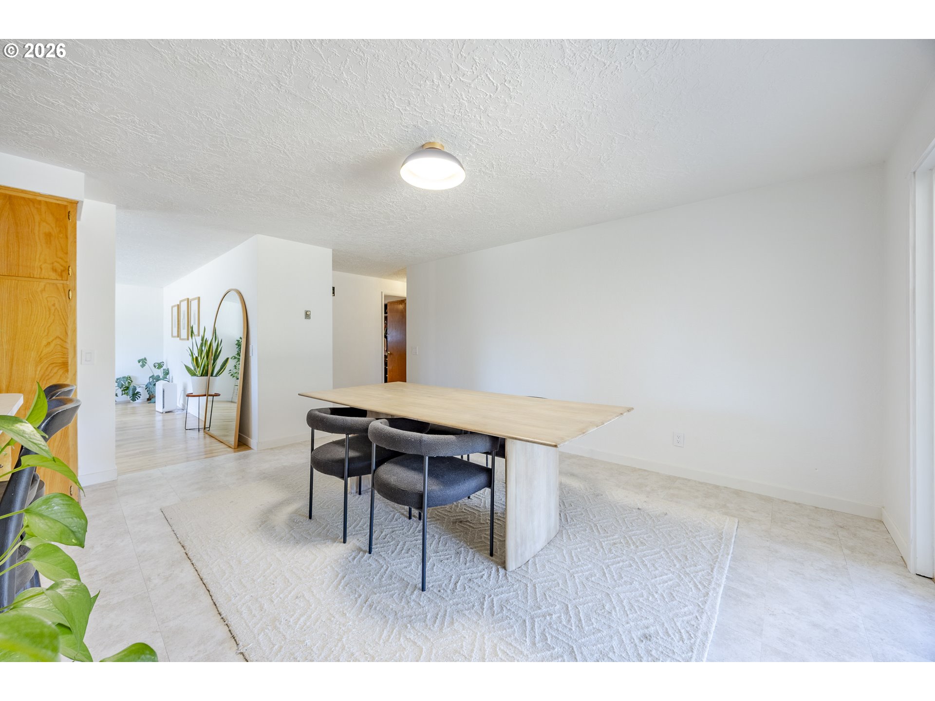 1458 YOLANDA AVE
