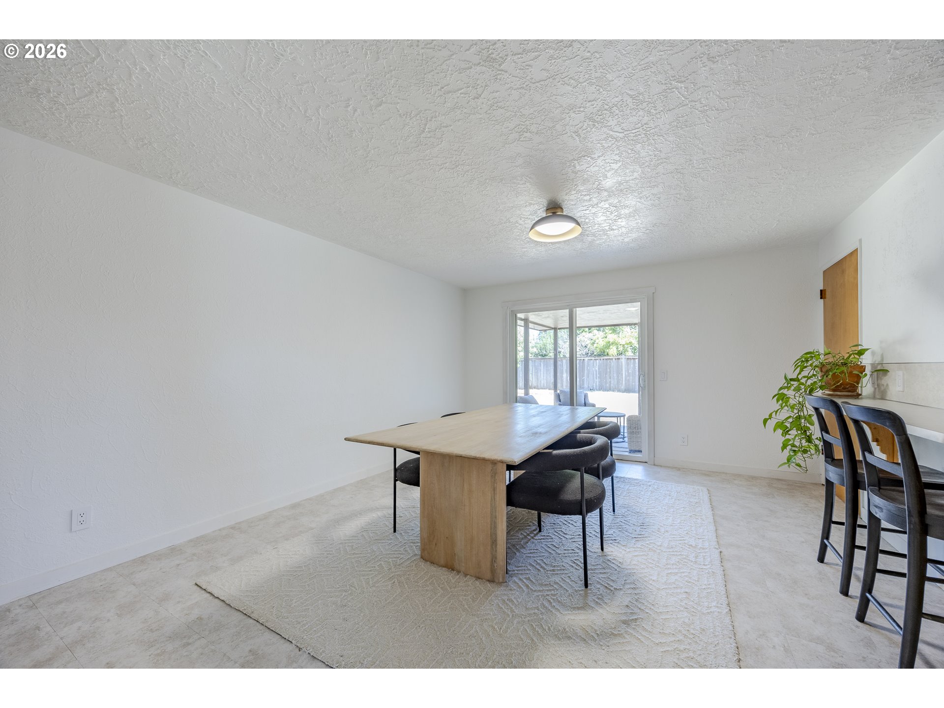 1458 YOLANDA AVE