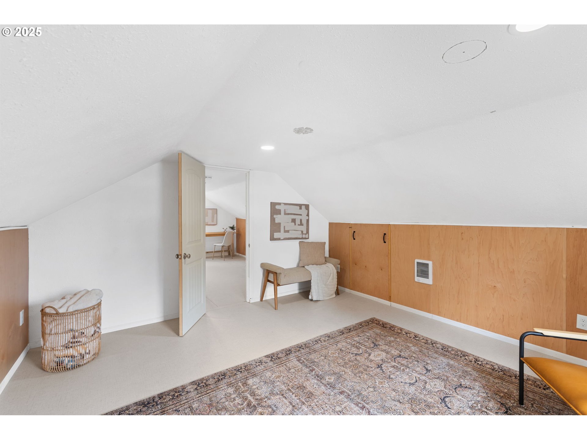 250 17TH ST