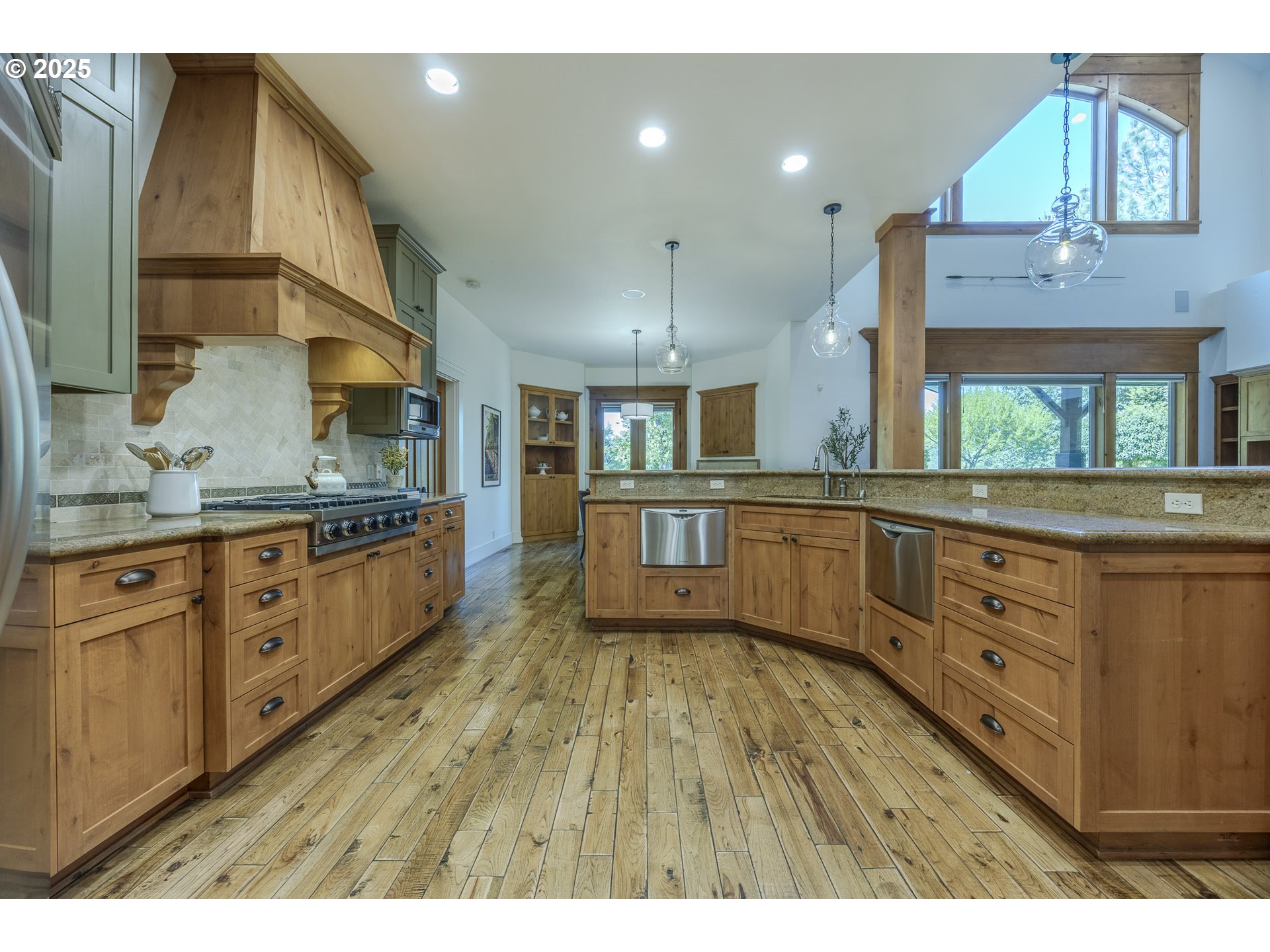 2892 RIVERWALK LOOP