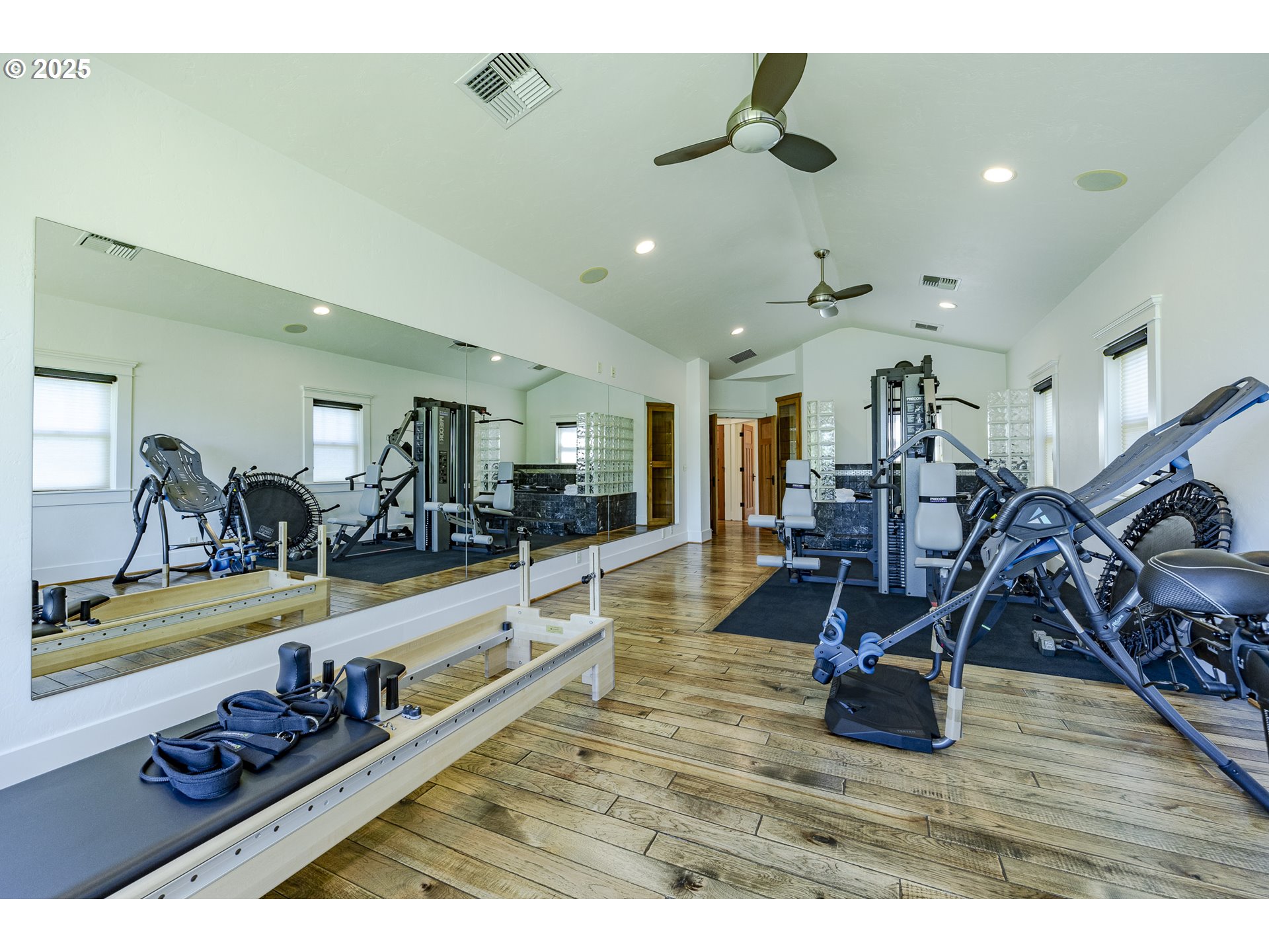 2892 RIVERWALK LOOP
