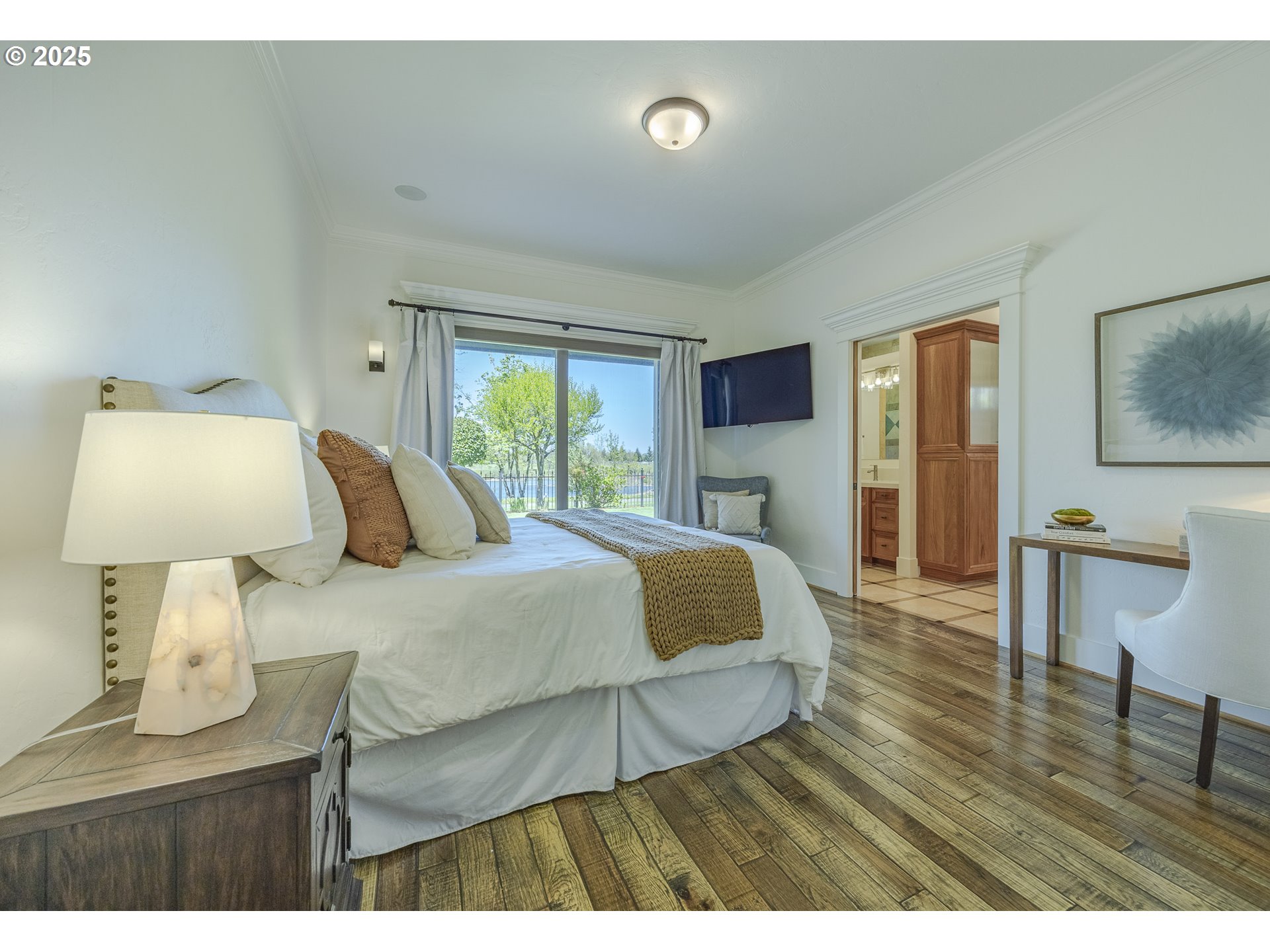 2892 RIVERWALK LOOP