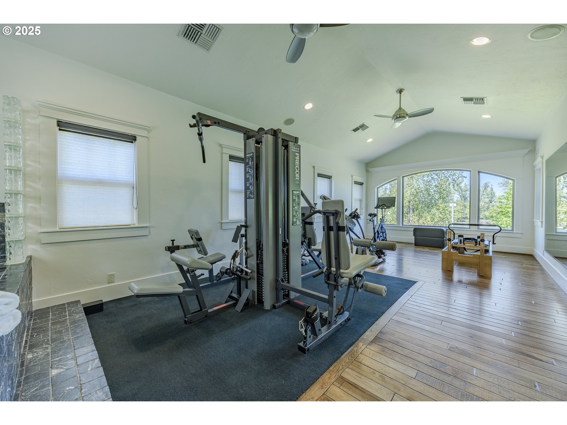 2892 RIVERWALK LOOP