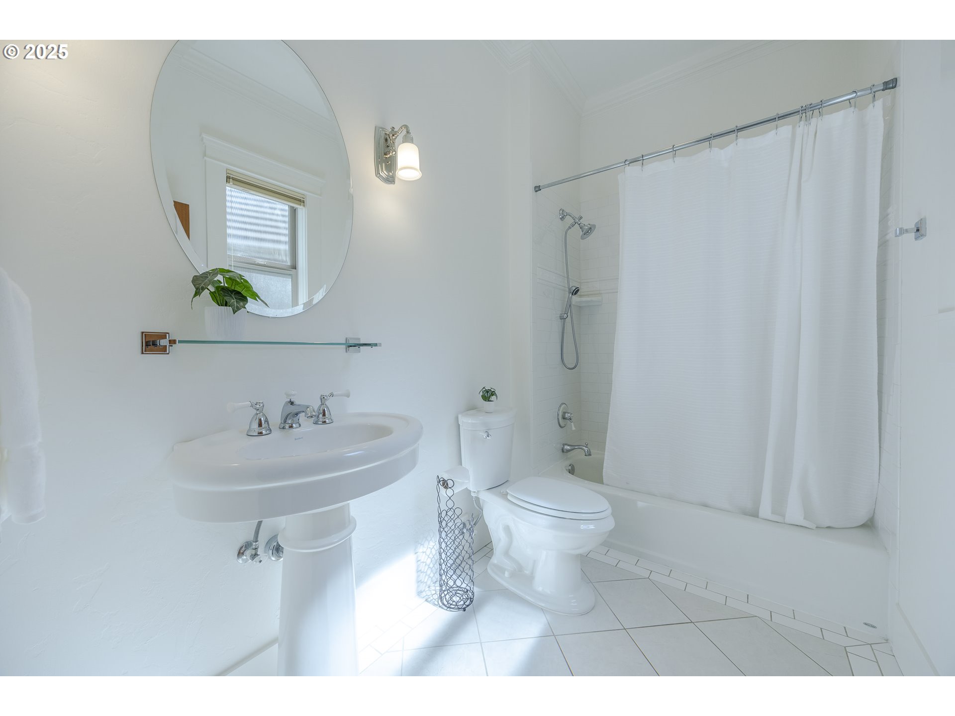 2892 RIVERWALK LOOP