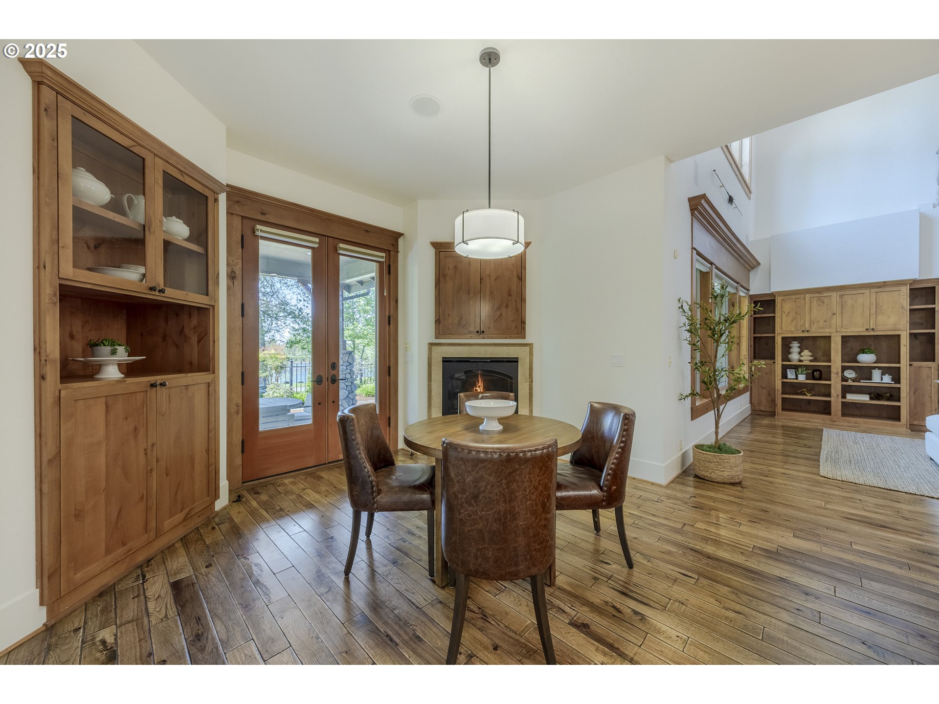 2892 RIVERWALK LOOP