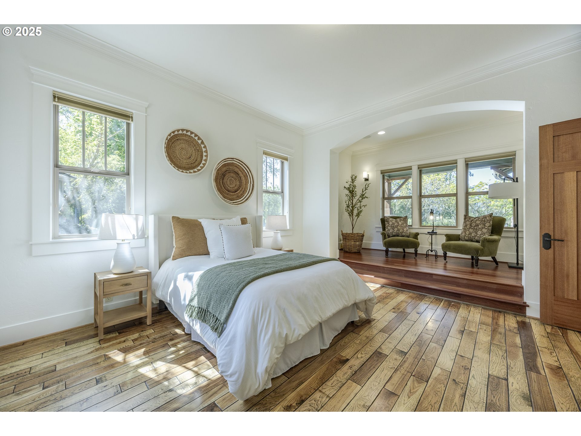 2892 RIVERWALK LOOP
