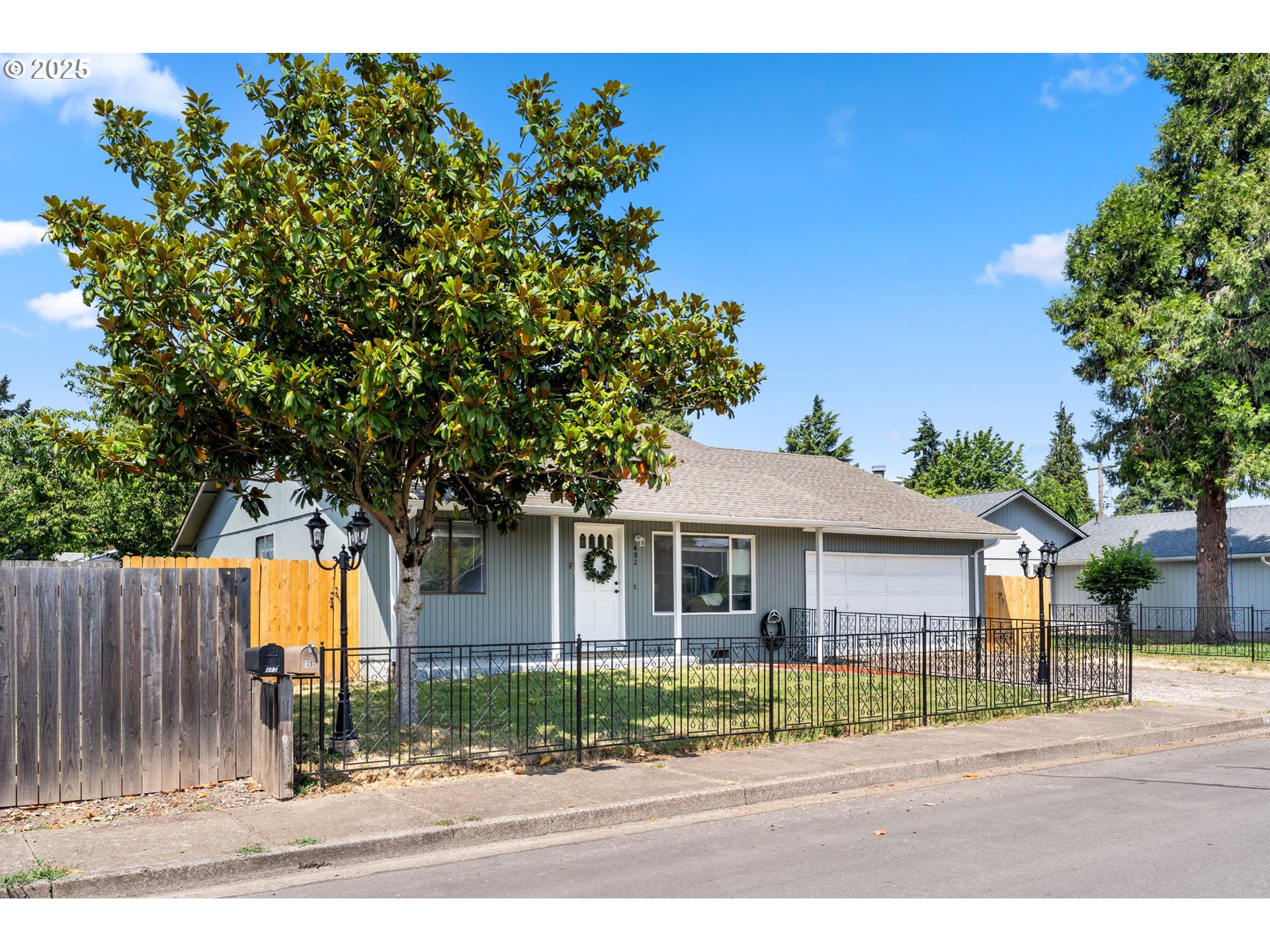 492 W OLYMPIC ST