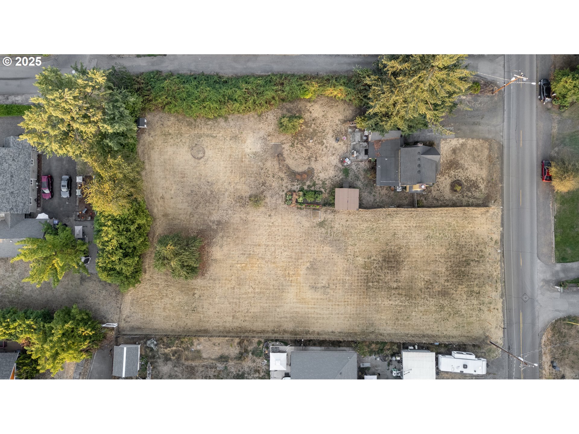 185 FERNDALE DR
