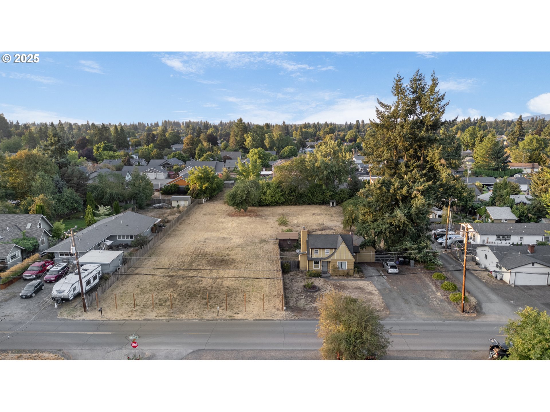 185 FERNDALE DR