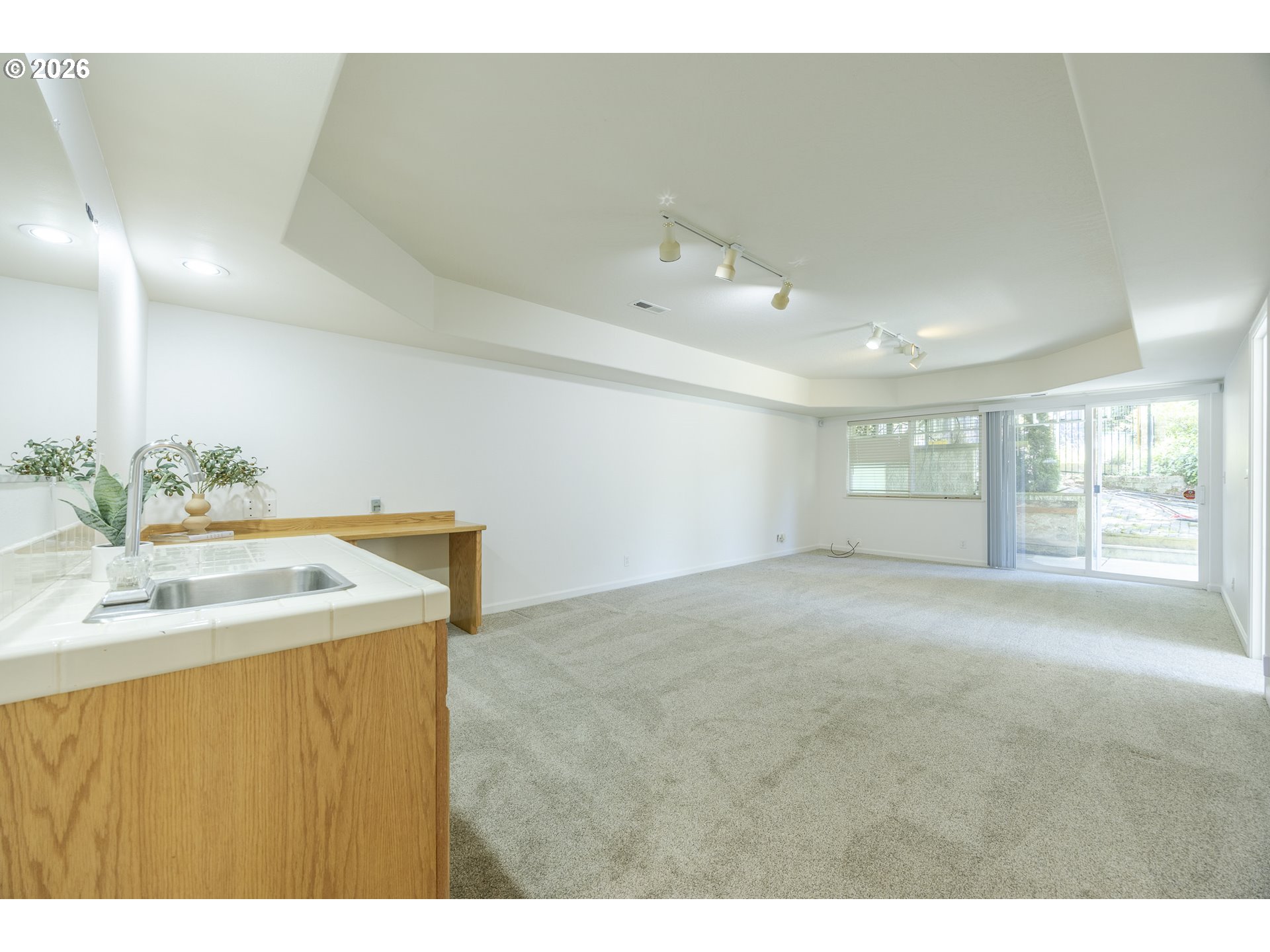 111 W 52ND AVE