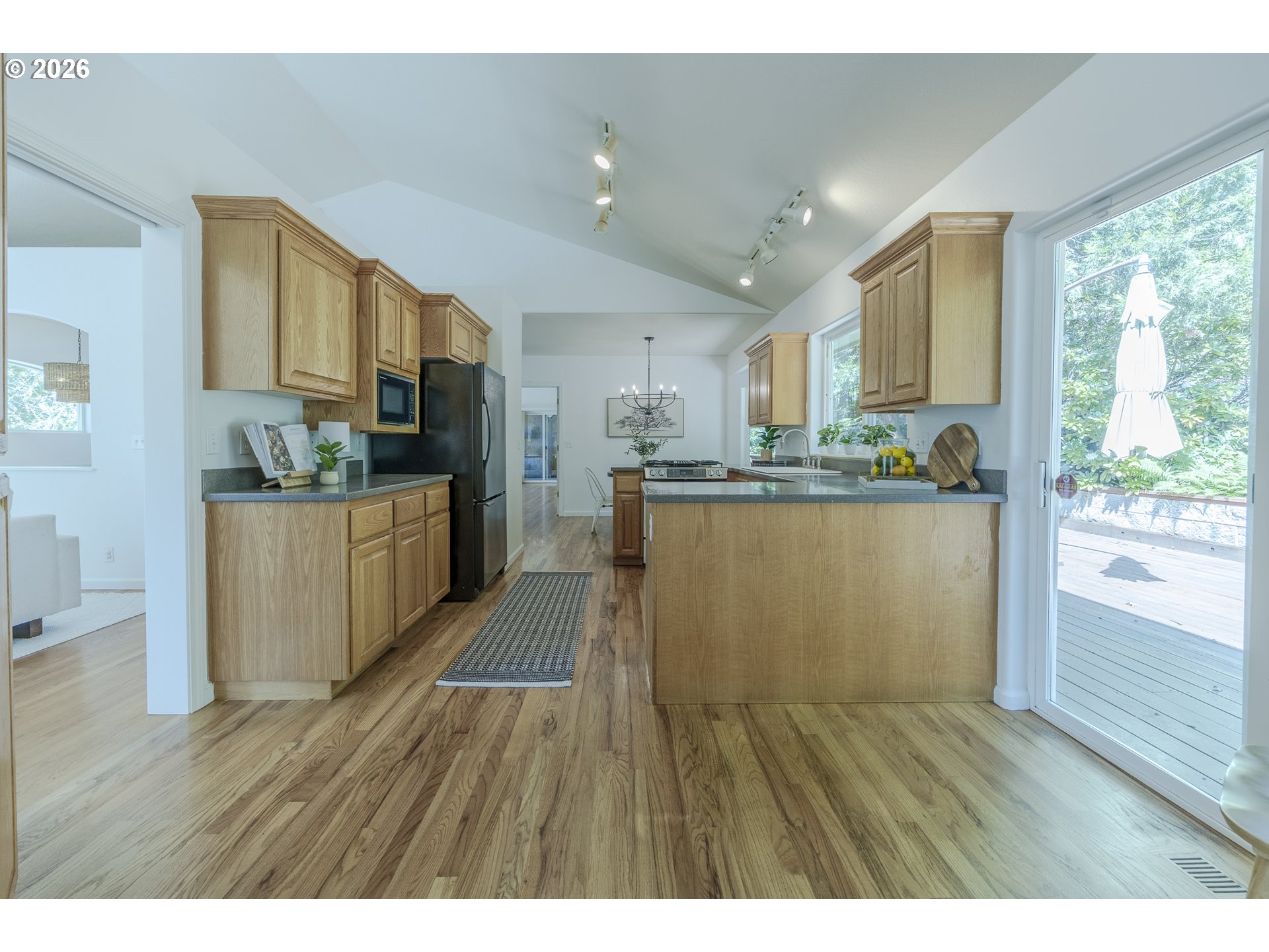 111 W 52ND AVE